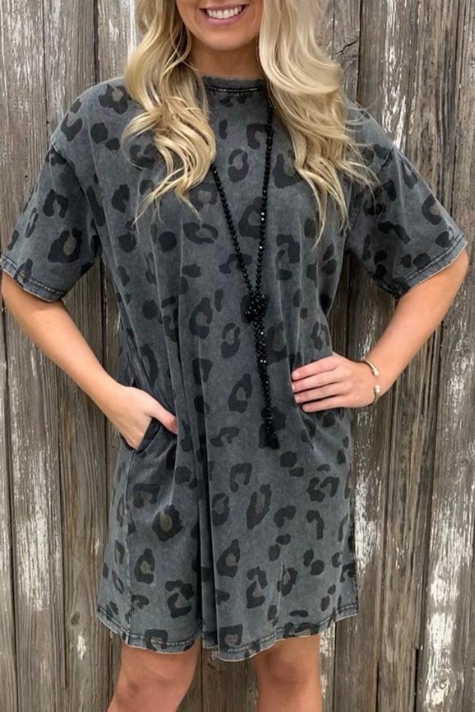 Women’s Vintage Washed Leopard T-Shirt Dress With Pockets