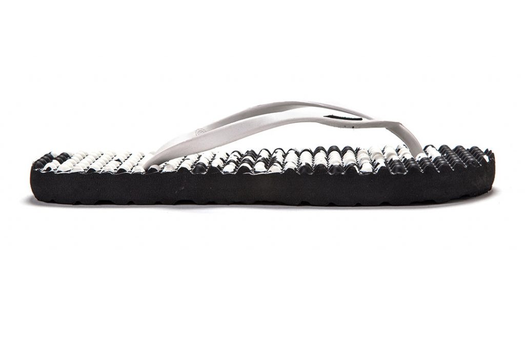 Flip Flops Slim //  Black Haze & White