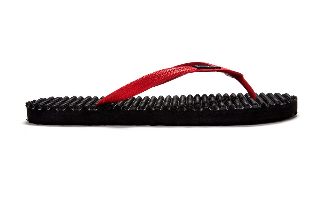 Flip Flops //  Black & Red